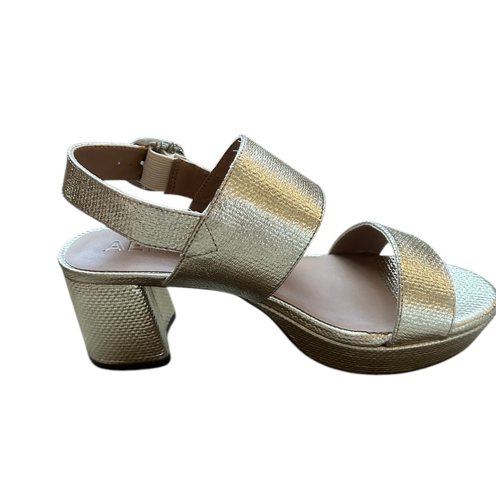 Aerosoles | Platform Sandal | Gold Metallic | 8.5